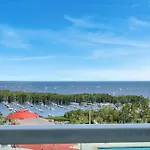 Astonishing Sea View Studio In Grove