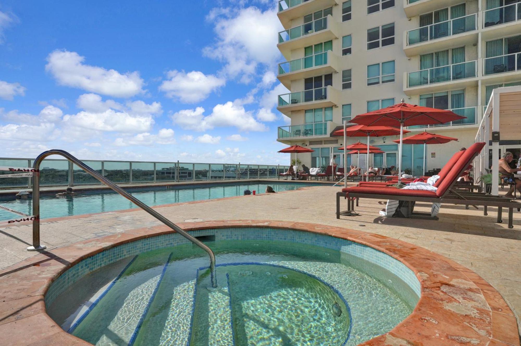 Astonishing Sea View In Grove * Miami