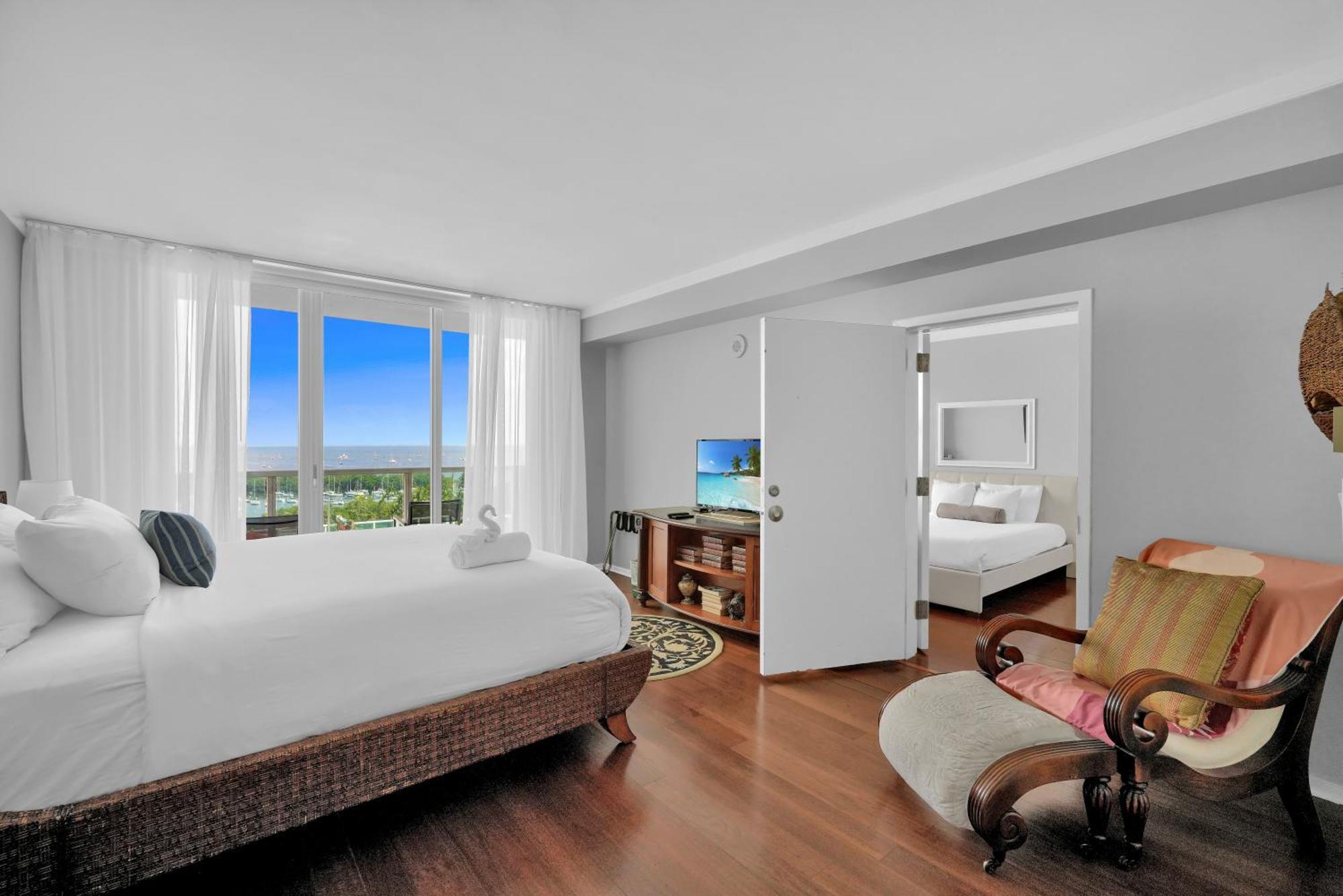 Aparthotel Astonishing Sea View In Grove *